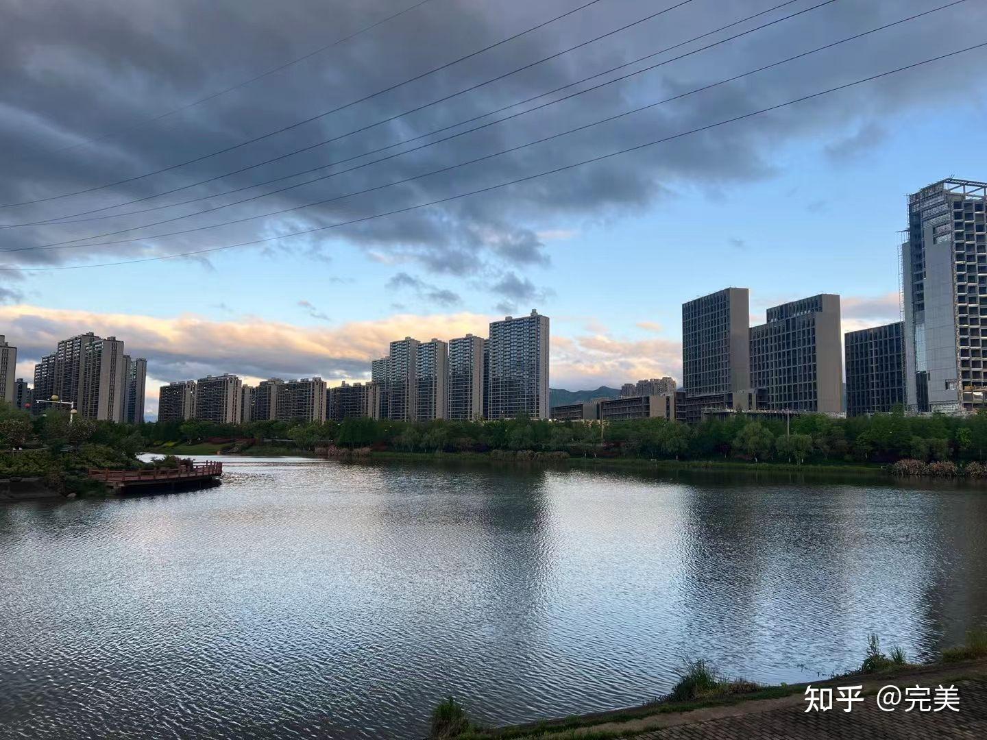 防疫生产并重 上海万人工厂有序复工复产 - 知乎