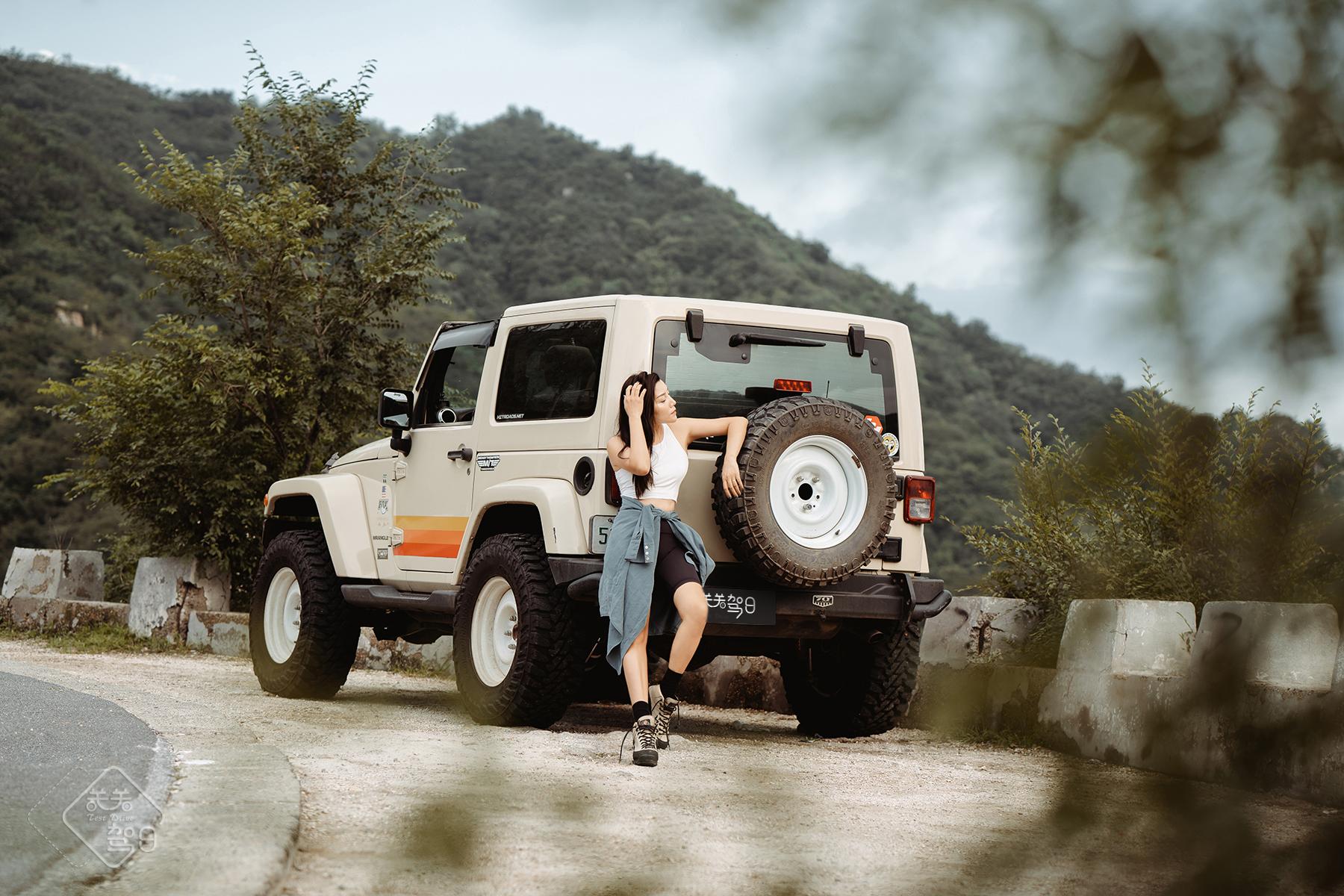 关关驾日旅行日记爱健身的硬派女生和她的大玩具两门限量版牧马人