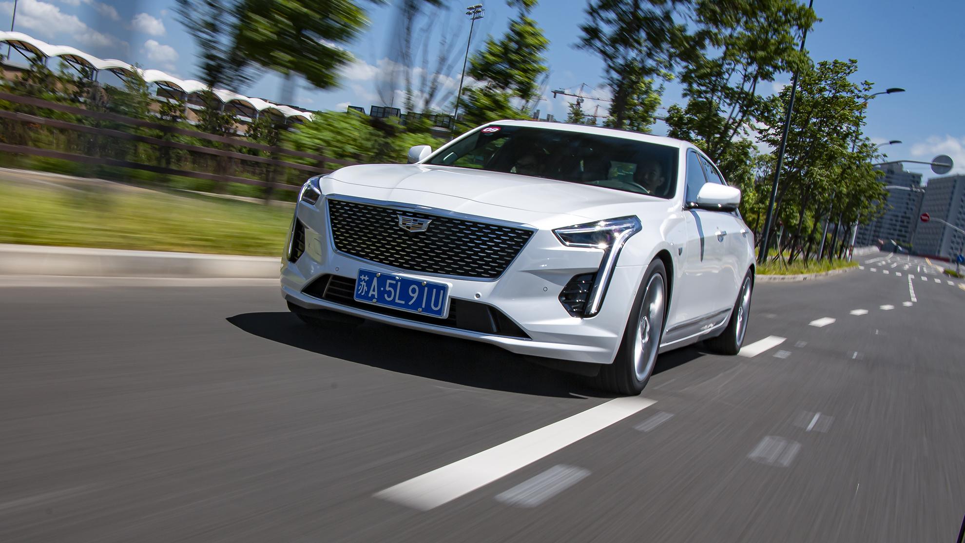 双手叉腰跑高速这个勇气谁能给我科技值得买