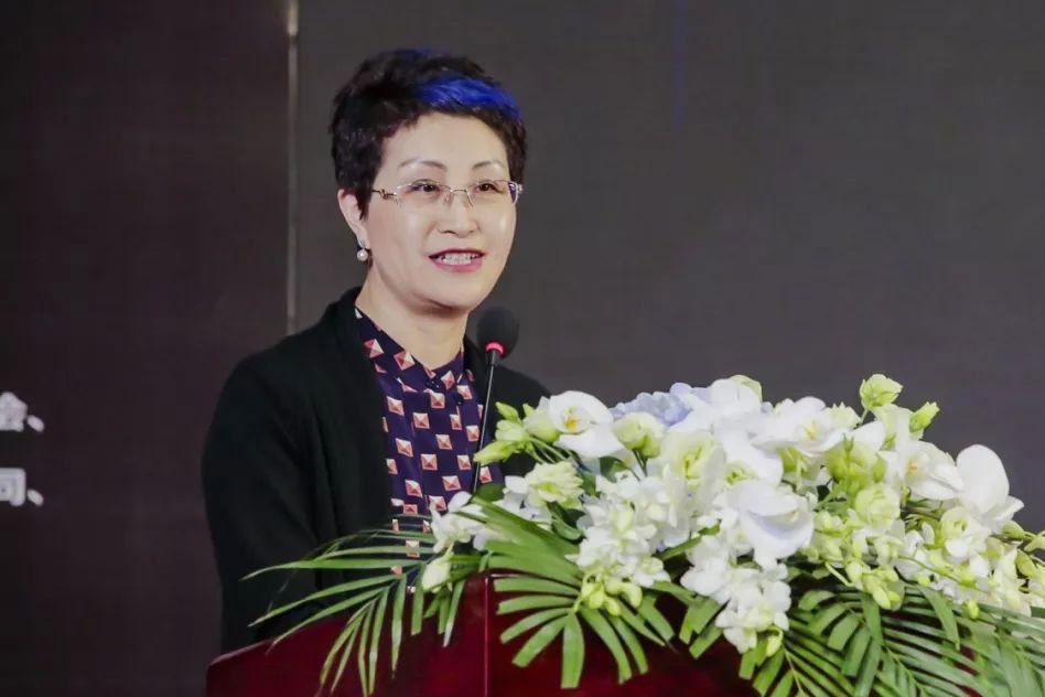 她是史上最贵公关老总