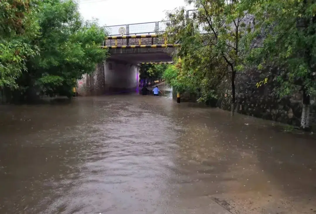 到大雨,临汾,晋中,吕梁中南部,太原,阳泉,长治,晋城等地的局部地区有