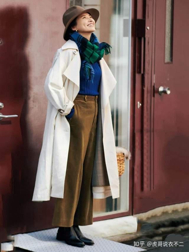 大衣配高领毛衣太普通那是你没穿对这么穿优雅实用又时尚