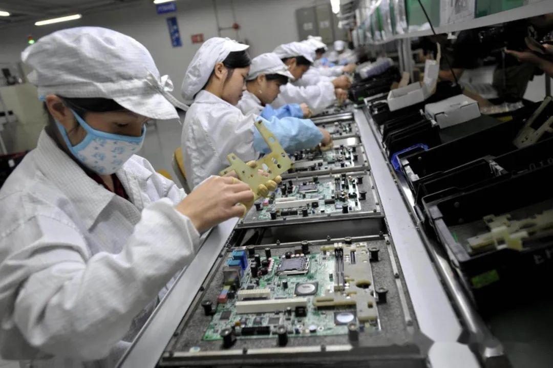 ​写在富士康流水线:爬满空白文