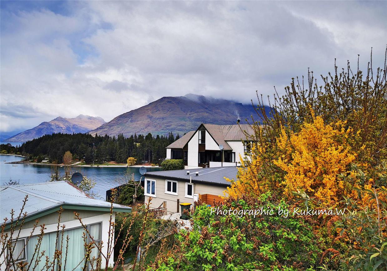 皇后镇queenstown:春暖花开的湖畔小镇