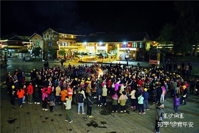 梵净山升仙之山,超越时空的净地,世间难得的一方净土-仙气飘飘的梵净山叫什么