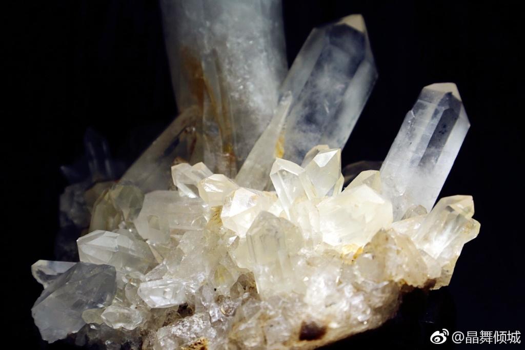大师级风水摆件白水晶簇 如何摆放带来风水好运 知乎 大师级风水摆件白水晶簇 如何摆放带来风水好运 知乎