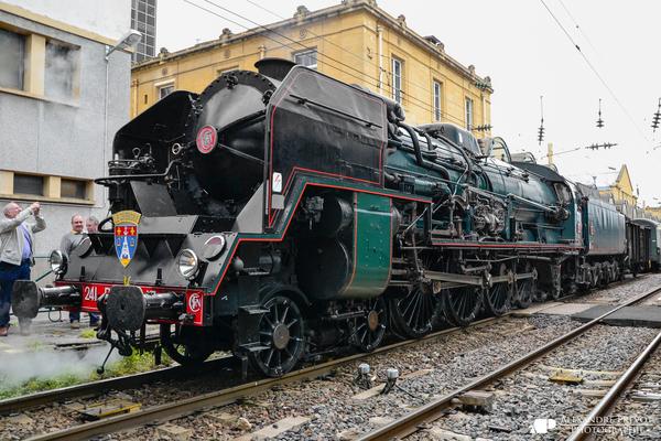 蒸汽机车科普法国国营铁路的山岳241p型蒸汽机车