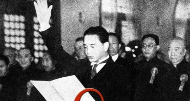 华克之刺蒋后逃亡延安，毛主席：你绝不能留在这里。 - 知乎