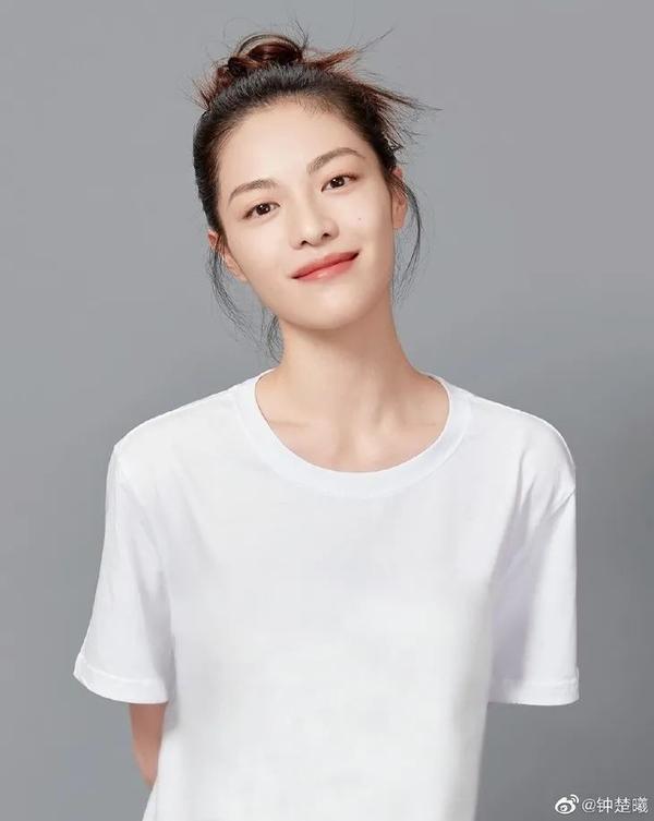 美人计钟楚曦给自己化妆那一套放到普通人身上是什么样