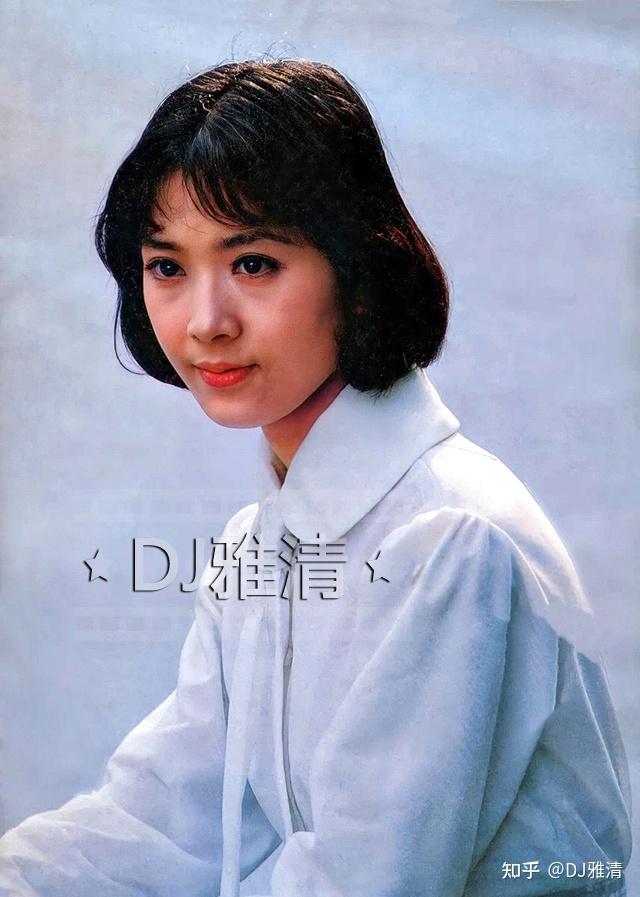 33张老照片记录美人龚雪的四季风采天然美女浓妆淡抹总相宜