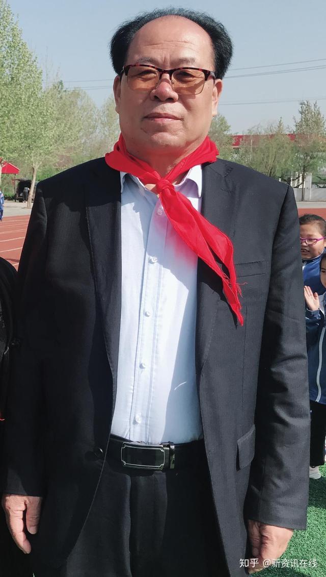 图:资深媒体人许清福资深媒体人许清福,2019星光大道冠军镐东,2017