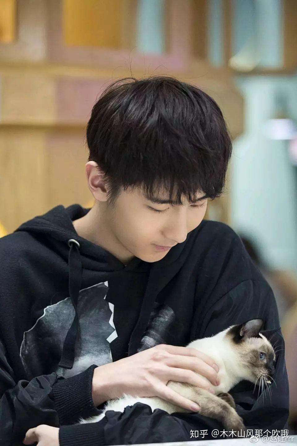 如何评价创造营2019的赵让