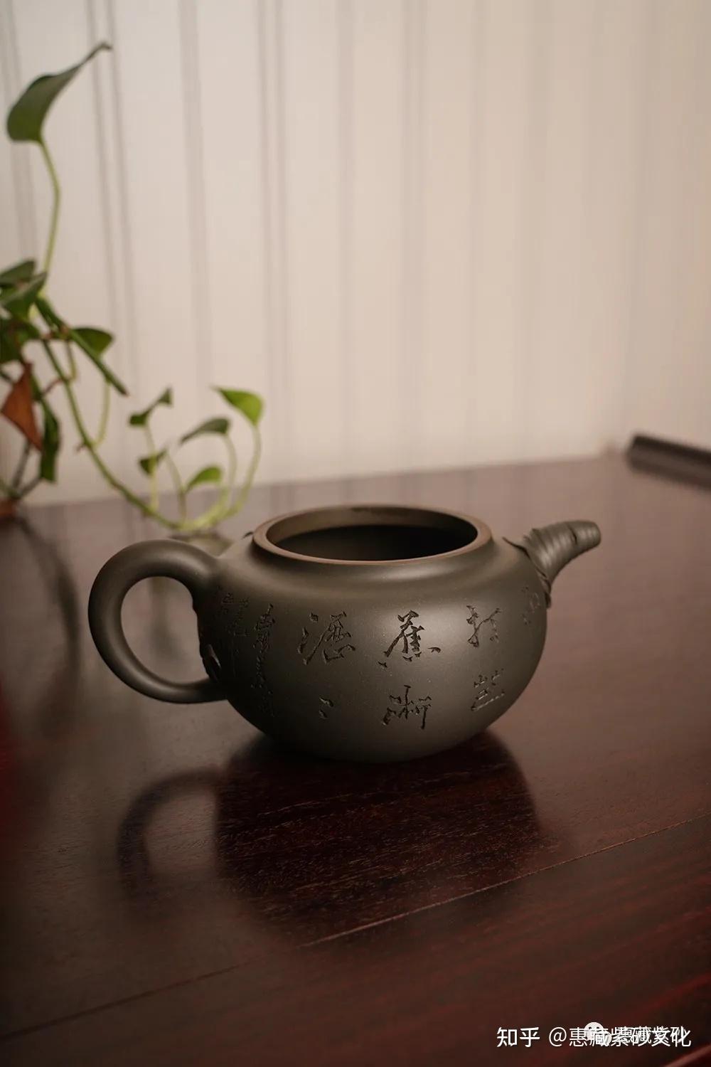 惠藏紫砂 | 【听雨】名家李涵鸣,紫砂壶的自然之趣