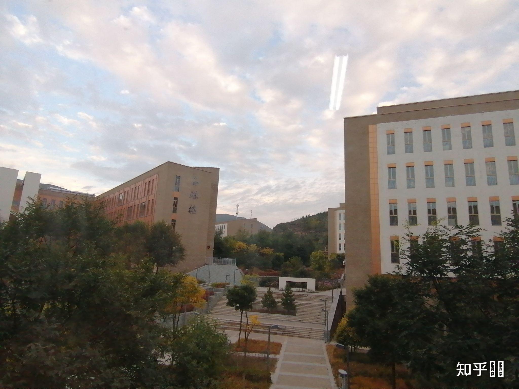 在西宁五中就读是一种怎样的体验? - 知乎