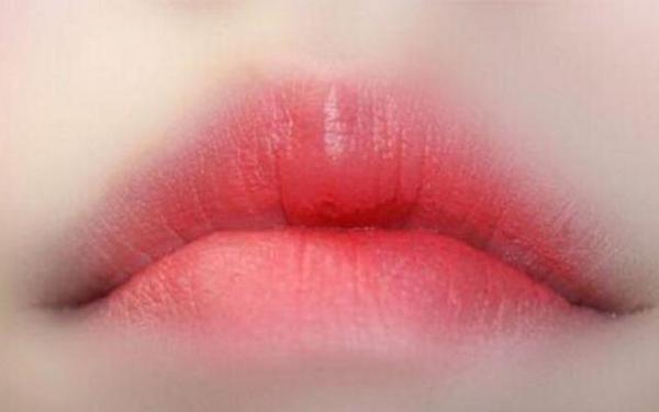 双唇长这样的女生 对异性很有吸引力 你有吗 知乎