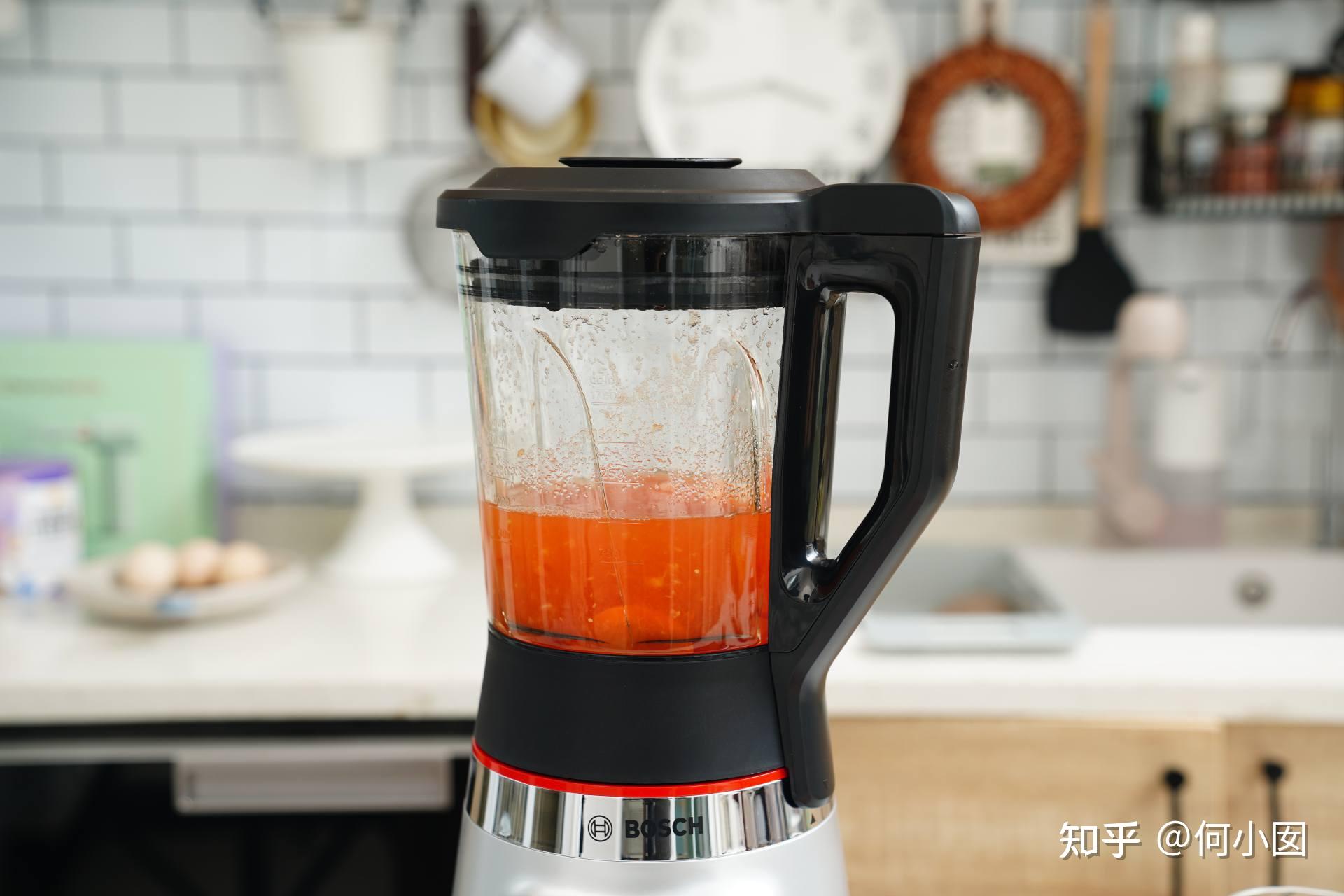 除了是专业的宝宝辅食破壁机,妈妈的养颜法宝,它还是家庭厨房料理的好