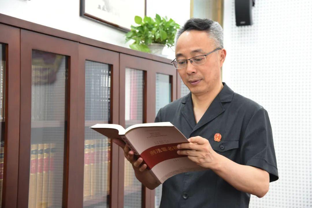 张程:守护一方烟火丨榜样的力量