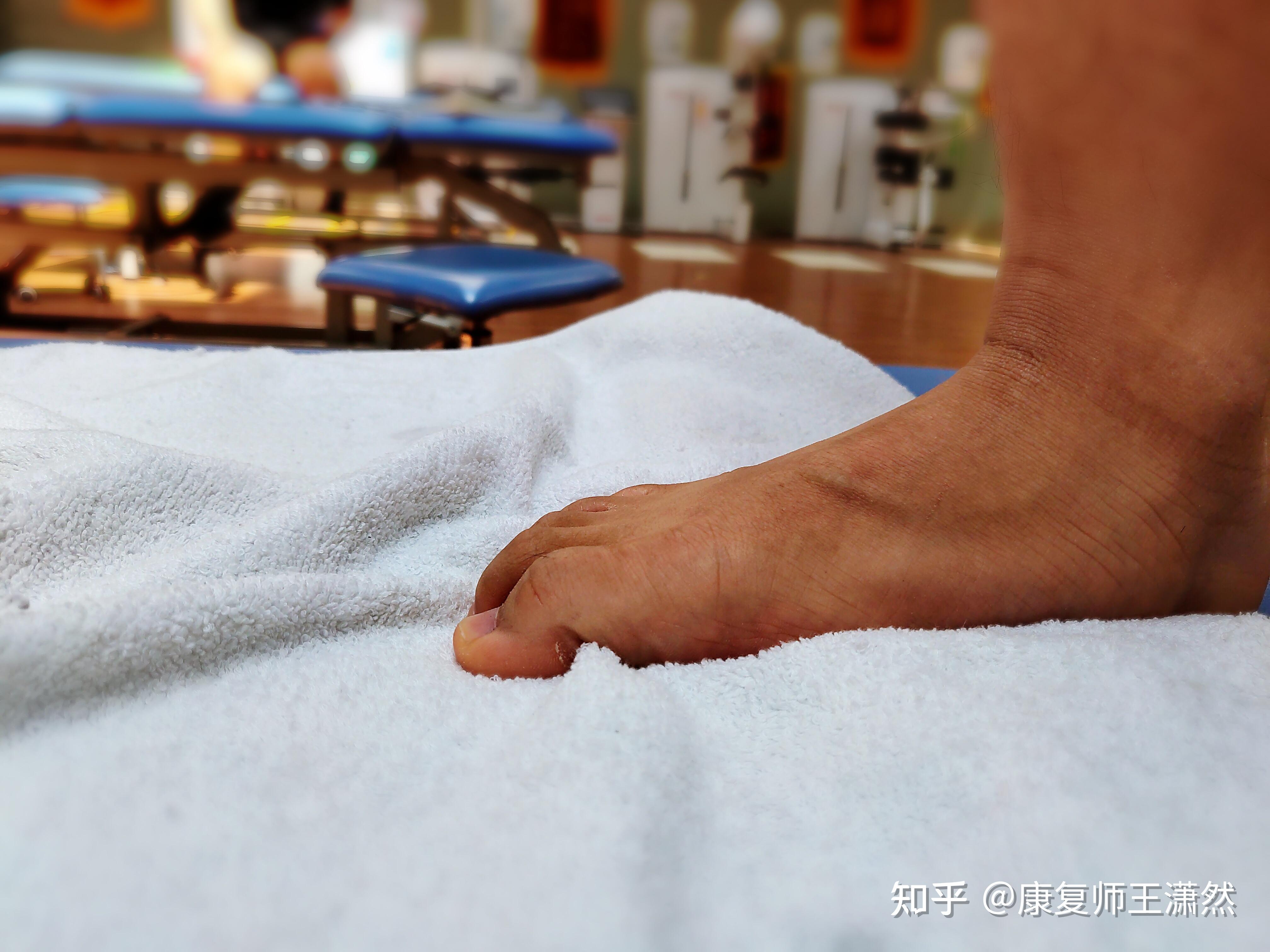 得了足底筋膜炎居家应该如何练