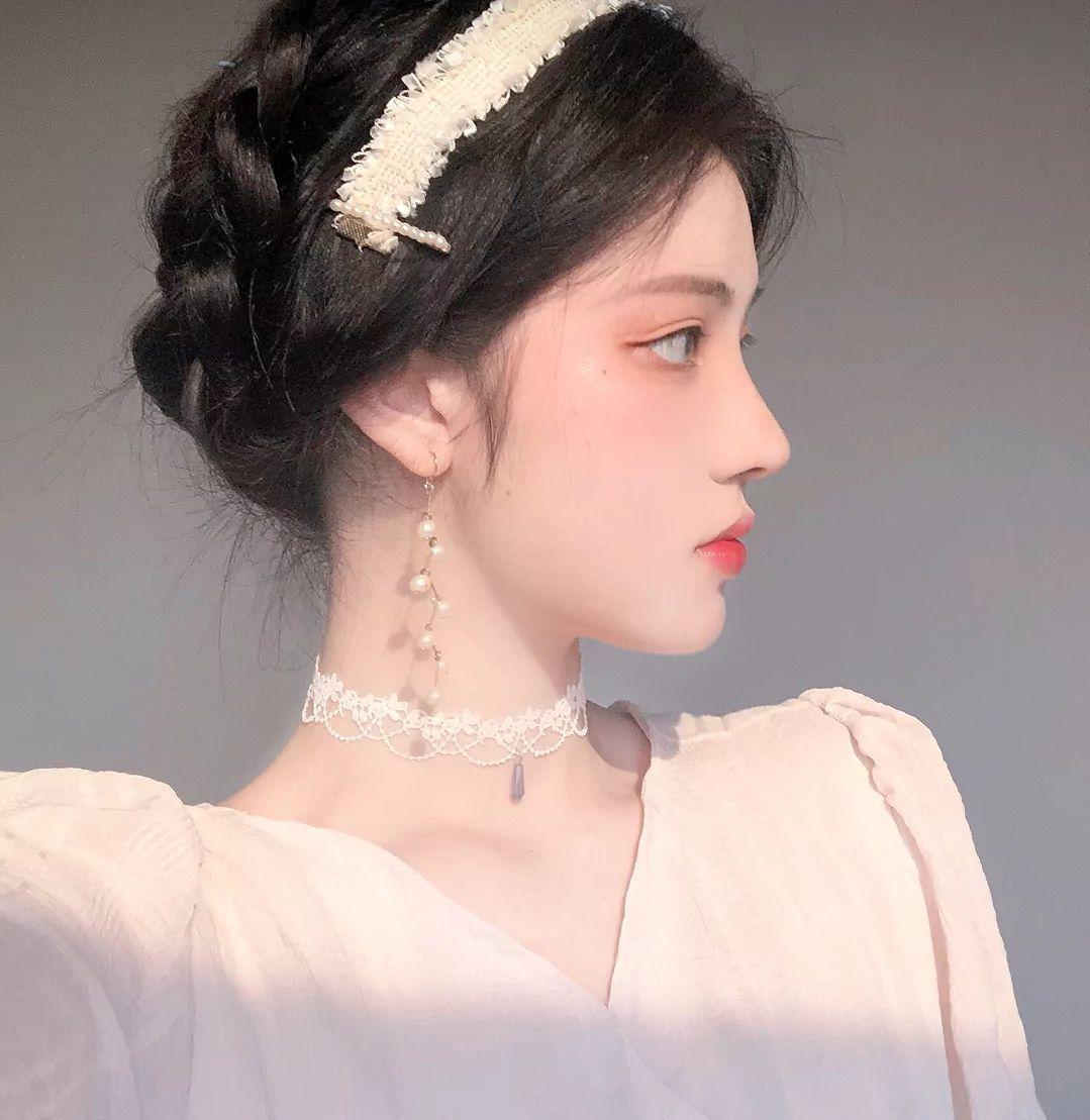 有哪些适合女孩子用的干净温柔的头像?