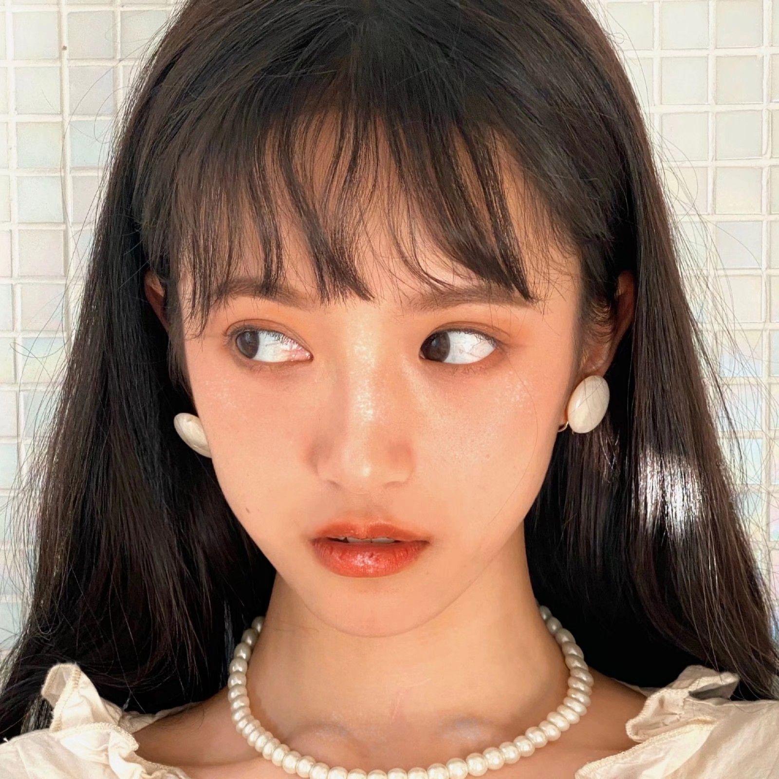 有没有好看的婊里婊气的头像? - 知乎