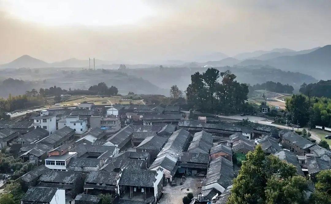 2022中国10大宜居城市最新排名出炉，第一名已经拿了7年冠军（中国宜居城市排名前100名图片）