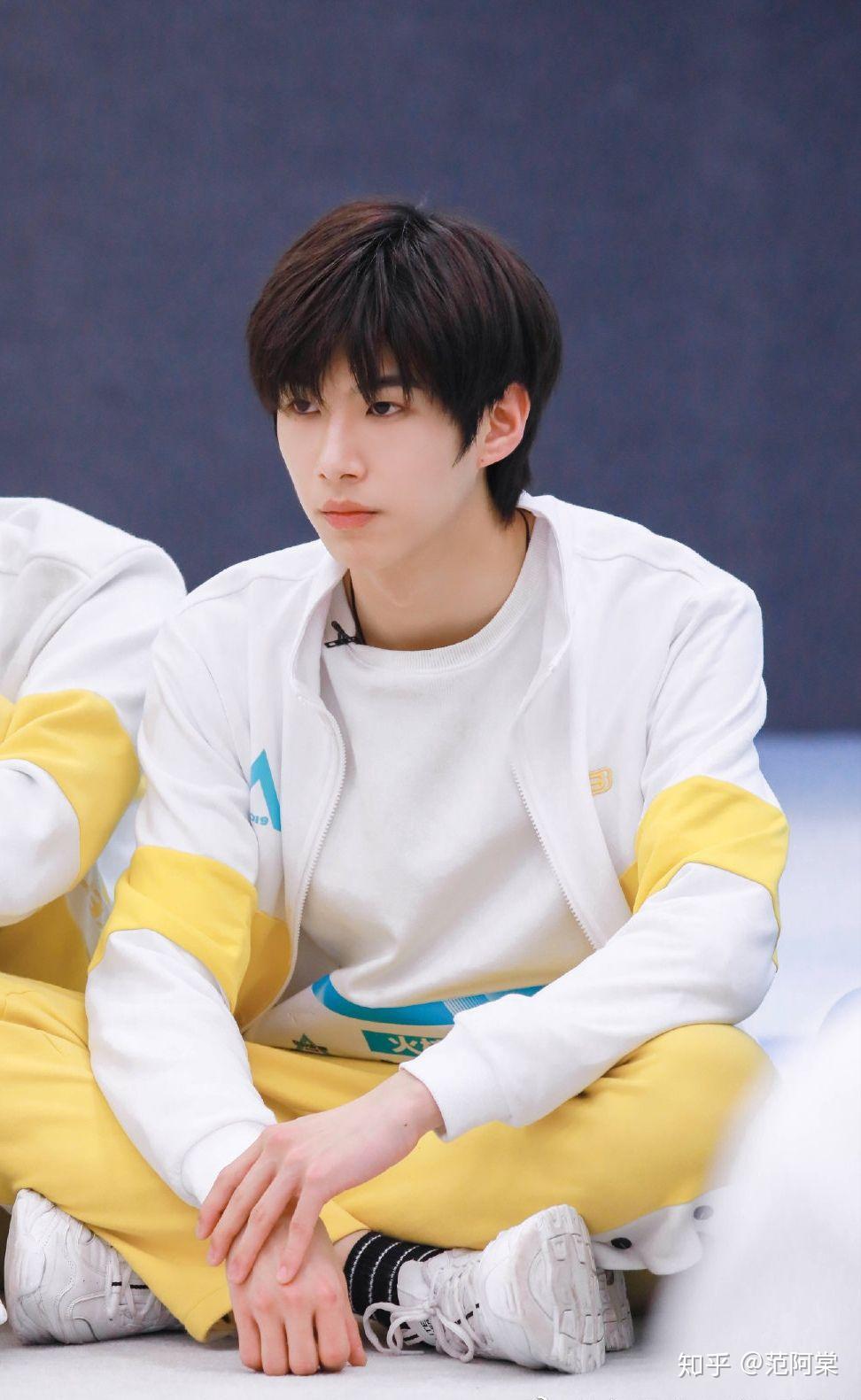 如何评价创造营2019的吴季峰