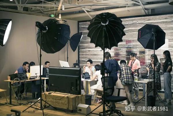 静默直播间场观与内容质量的关联 (直播默播是什么意思)-初仟社区