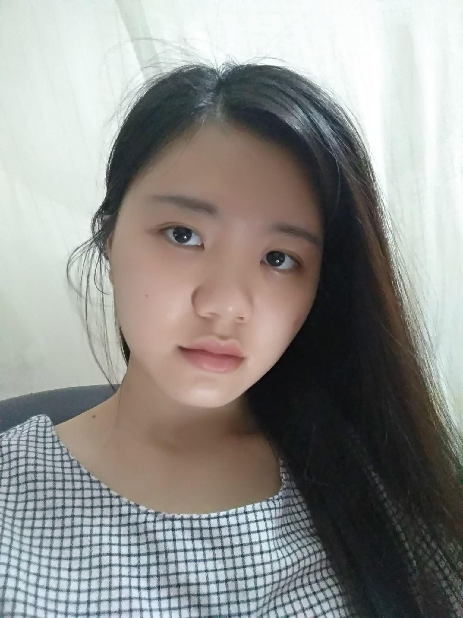 女生有一个塌塌的鼻子是什么体验