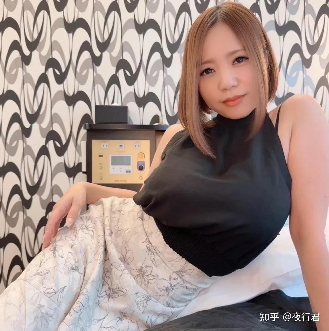 M”Cup再出道！成熟美魔女魅力全开- 知乎