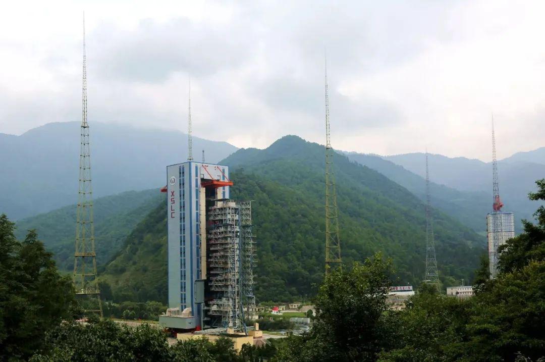 西昌卫星城),是中国卫星发射基地,组建于1970年,是我国三大航天发射
