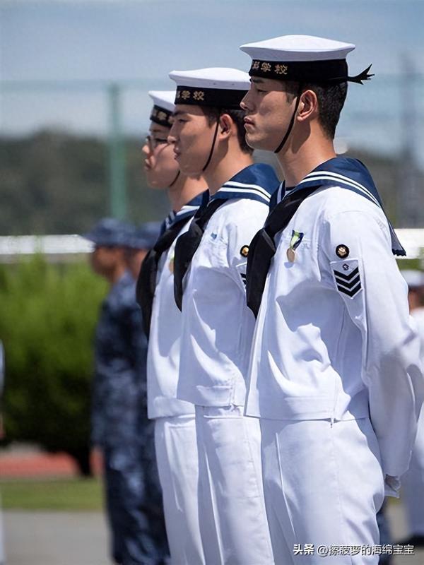 日本海上自卫队制服详解 - 知乎