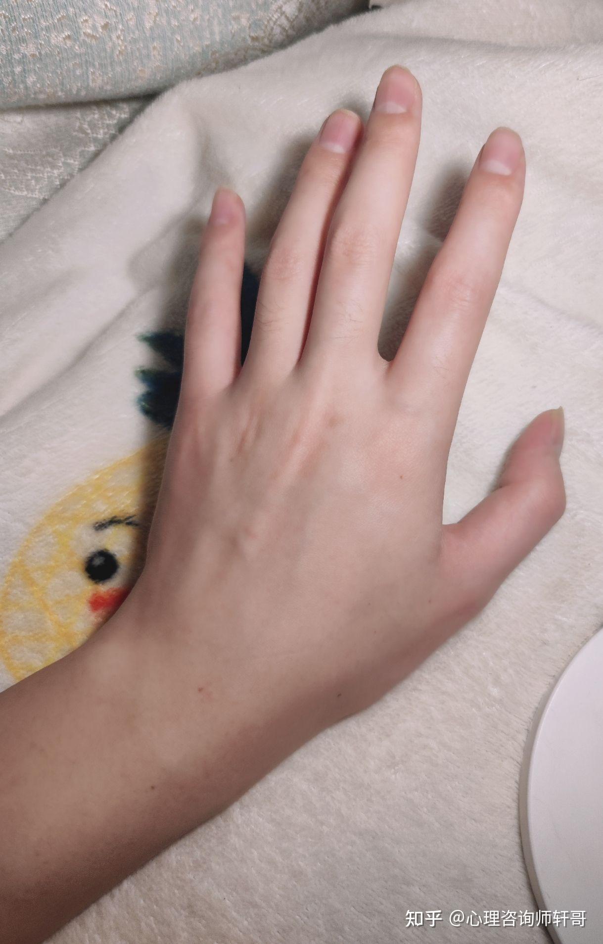 胖胖的男生拥有一双小胖手是什么体验? - 知乎