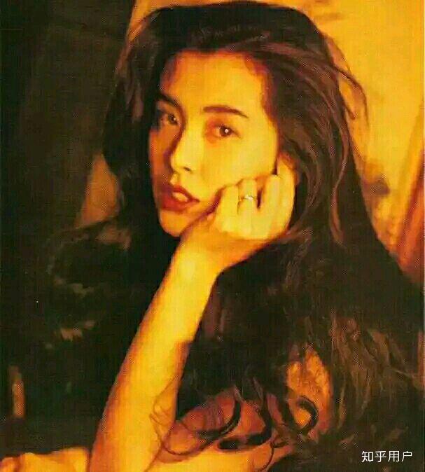 王祖贤怎么会跟齐秦在一起?