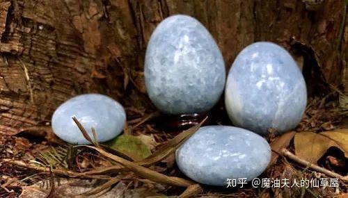 【魔油夫人聊矿石】032 天使石/天青石/异极矿/空晶石,斜方晶系疗愈能量集合 - 知乎