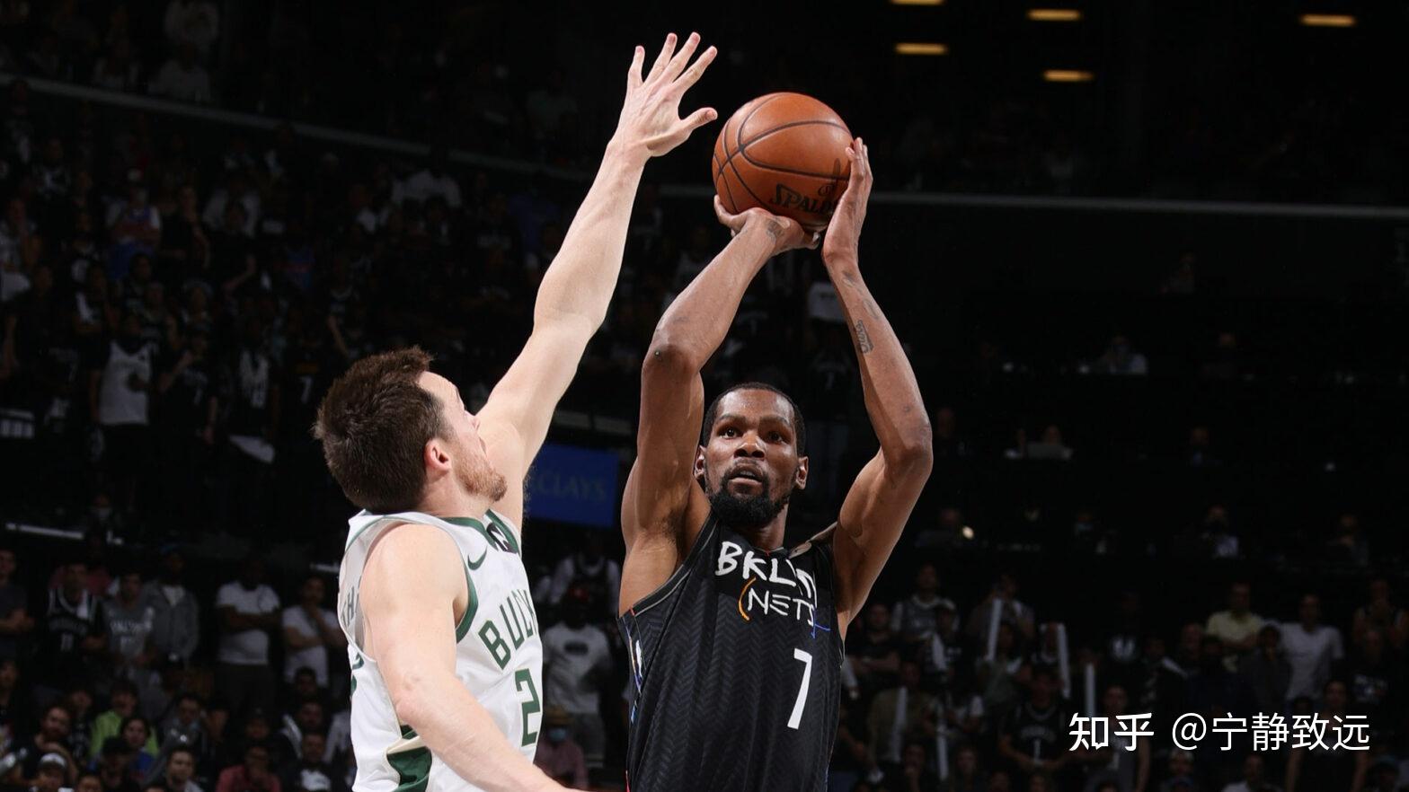 蓝网队和雄鹿队之间的第6场比赛了解比赛的五个关键数据