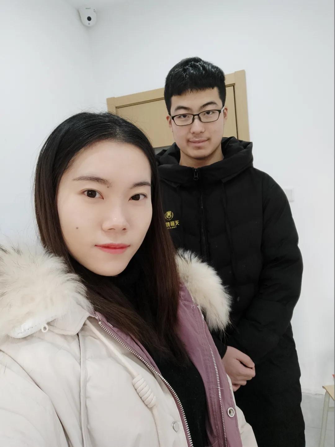 2021届重庆音乐联考状元刘馨阳因为热爱所以坚持用真诚感受音乐的生命