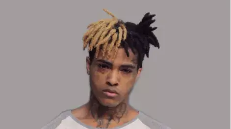 除了xxxtentacionlilpeep也是一个你会后悔自己没有早点粉他的rapper