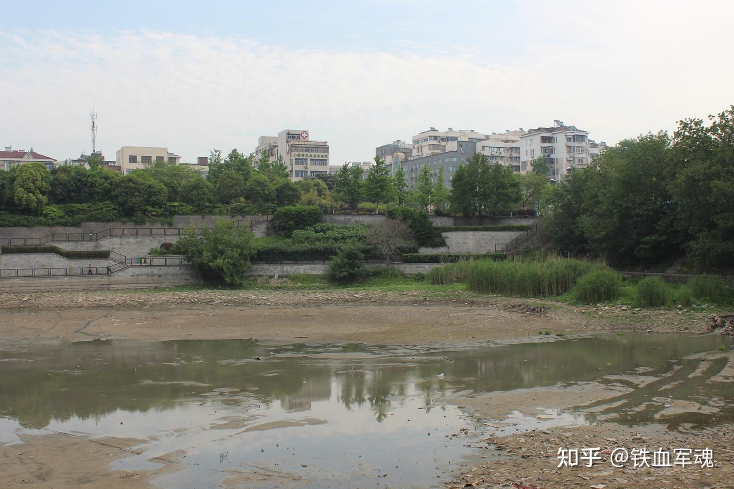 南京保卫战被日军称为死亡之路的光华门 - 知乎