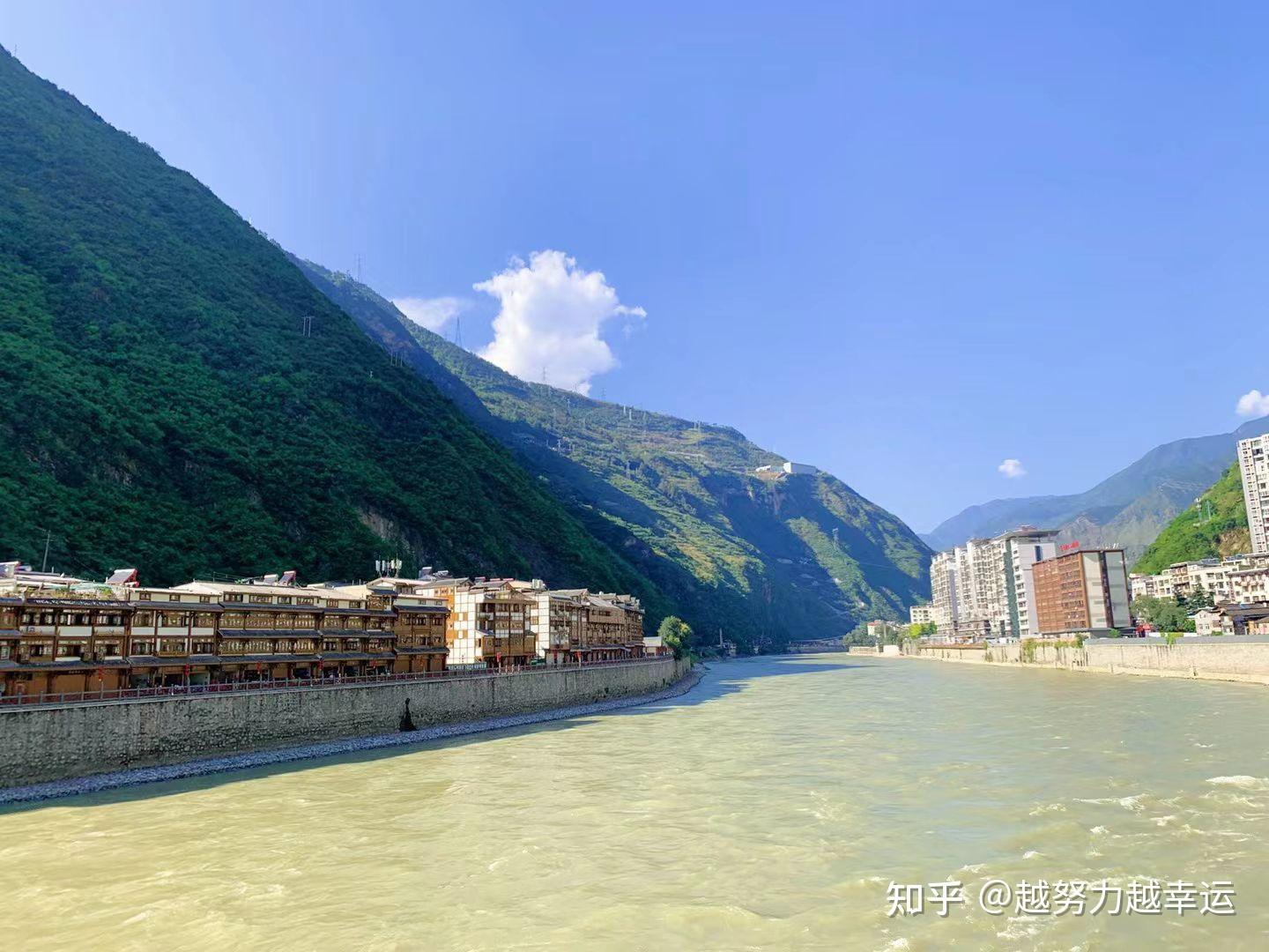 成都-雅安-瀘定橋-康定-折多山-新都橋.