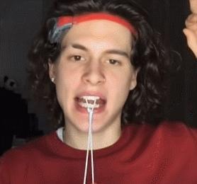 绳子到底是怎么在舌头上打结的