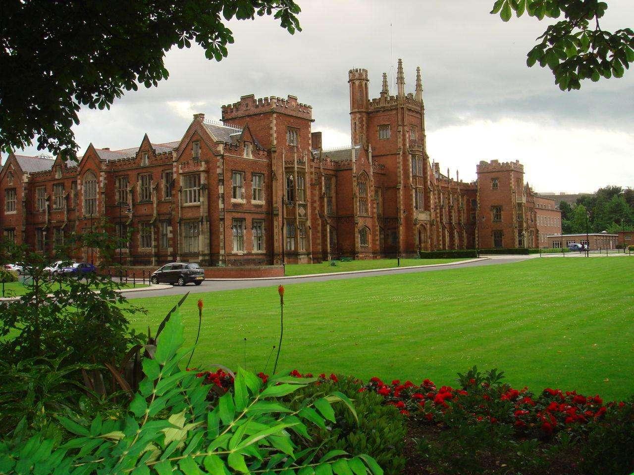 在国内读mba报什么学校比较好英国西苏格兰大学介绍篇