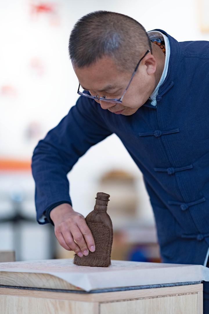 匠心「知」美【第 6 期】| 传拓非遗技艺传承人·张衡——源于热爱,别