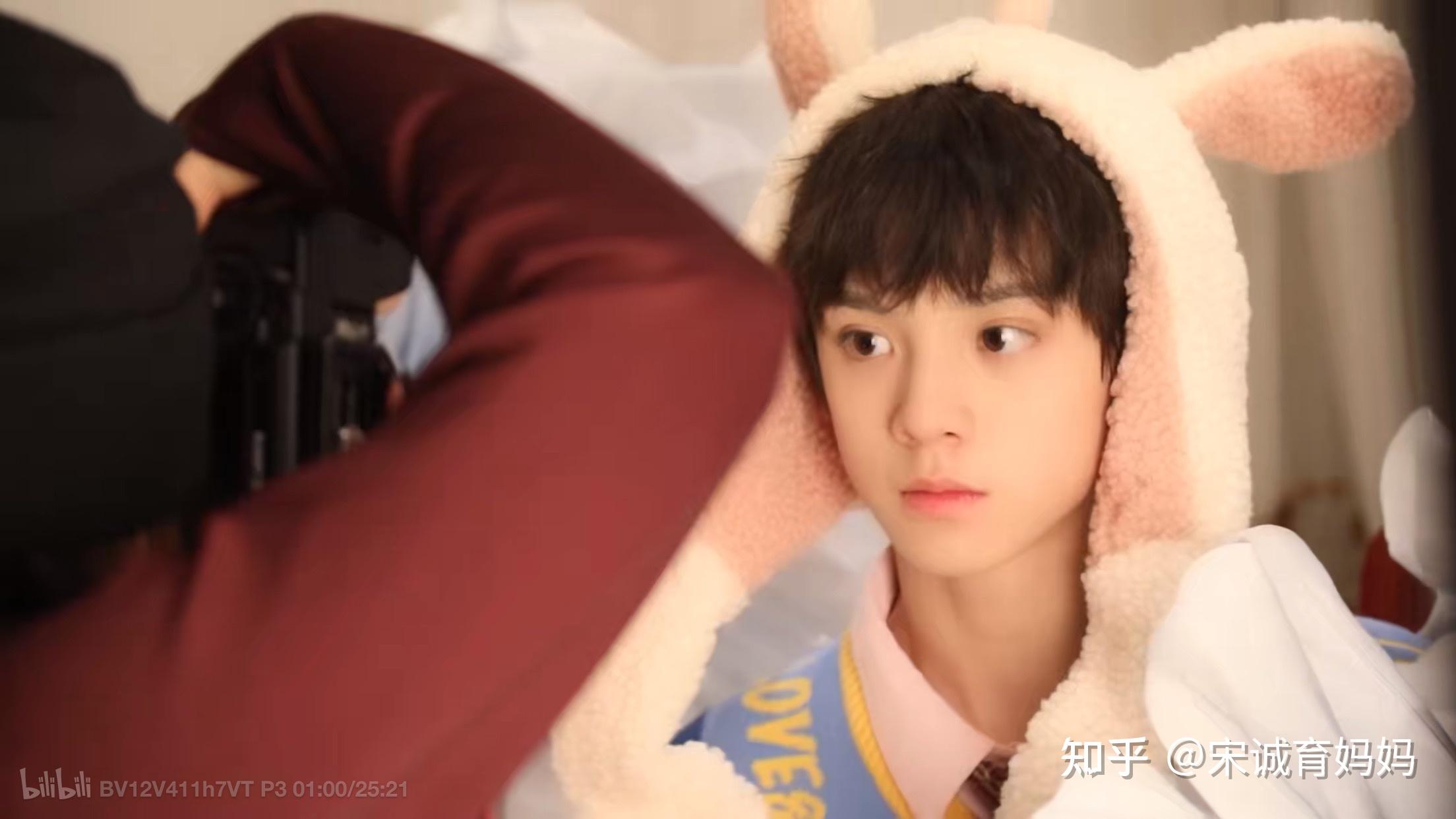 如何评价左航的长相? - 知乎