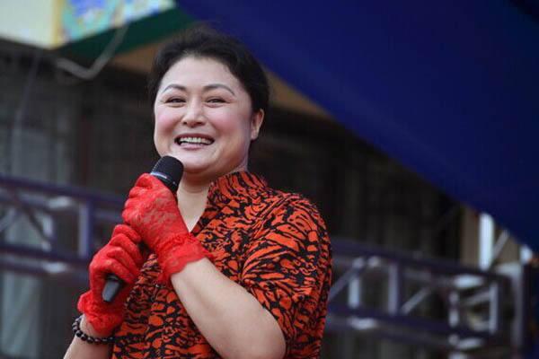 谢大脚的脚有多大?