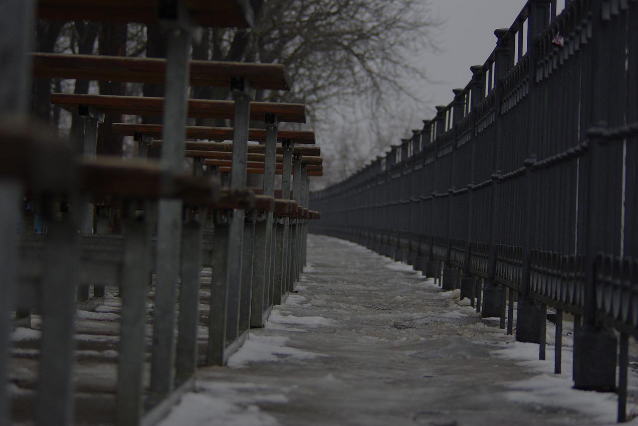 3. 照片墙合理间距