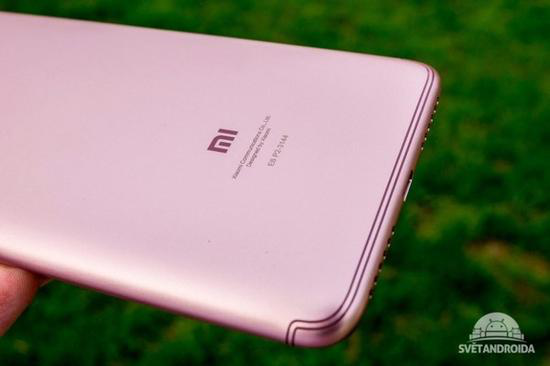 小米"s"系列新机曝光 采用后置竖排双摄