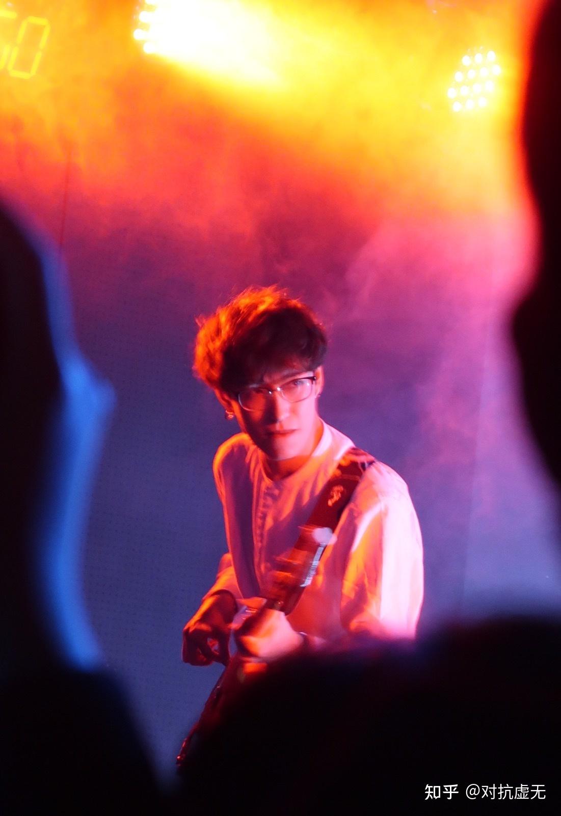 如何评价闷饼乐队