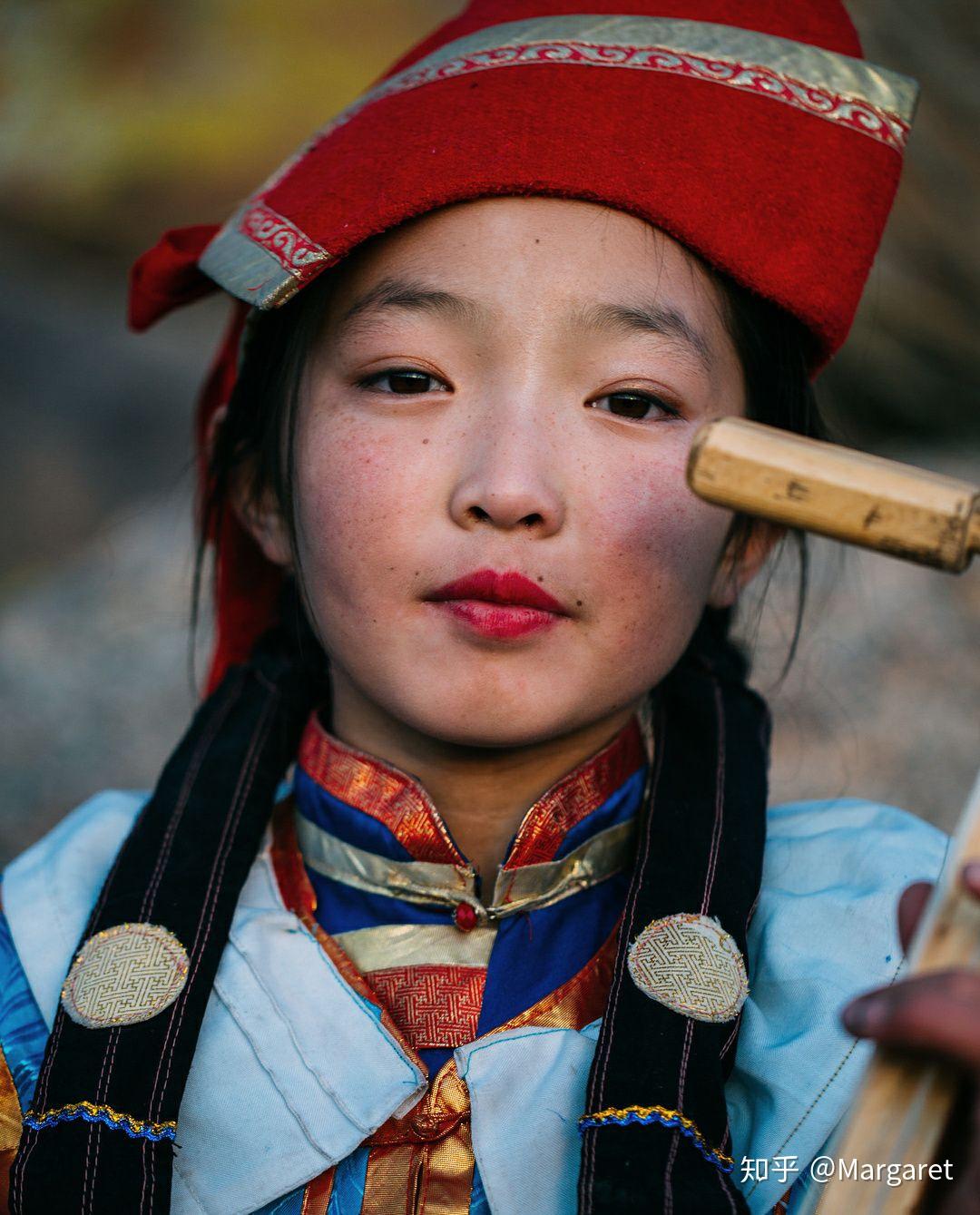 纯纯的蒙古族长相是什么样? - 知乎