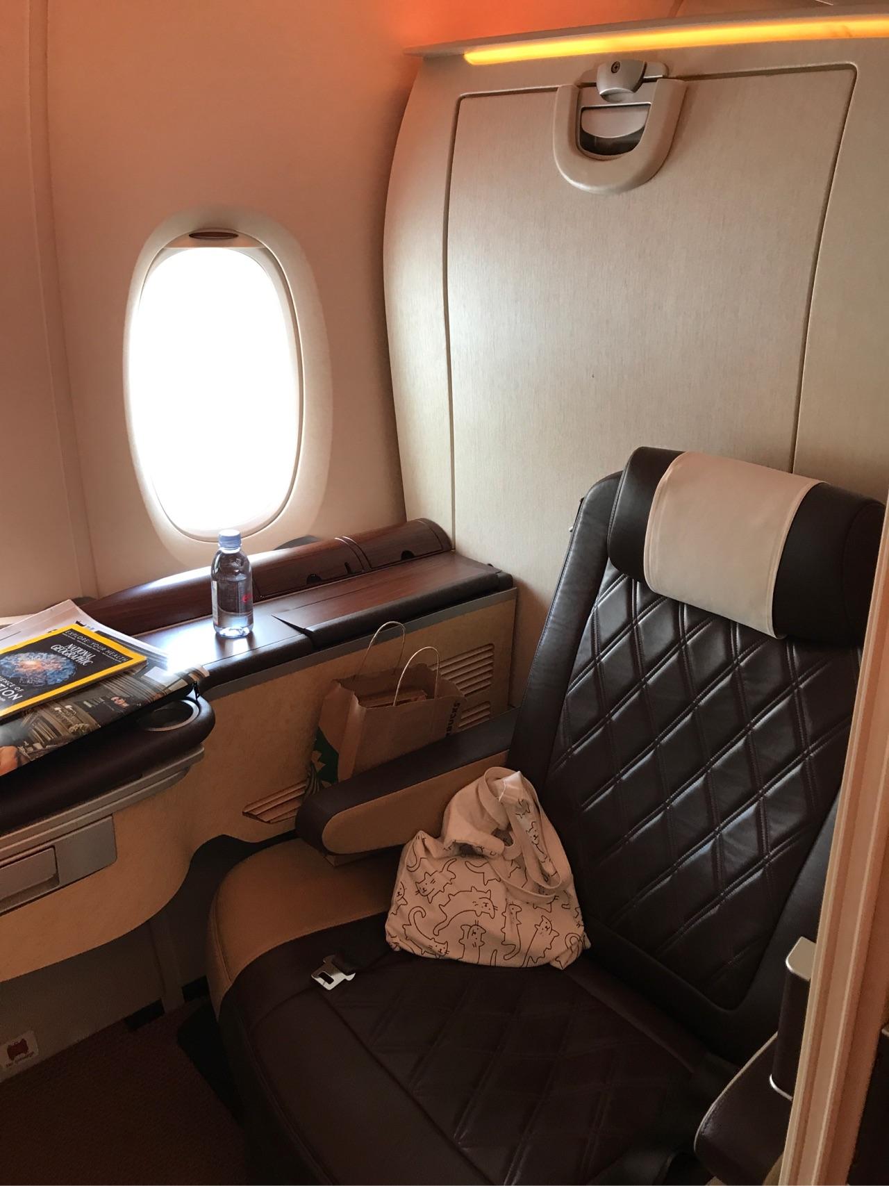 坐飞机头等舱是什么体验