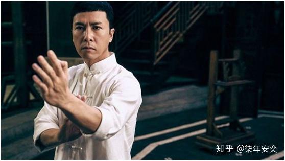 (电影影评)叶问1 (在家碌碌无为也不是那么回事,看部电影有点感触就写写吧,仅自己看法,不喜勿喷) - 知乎